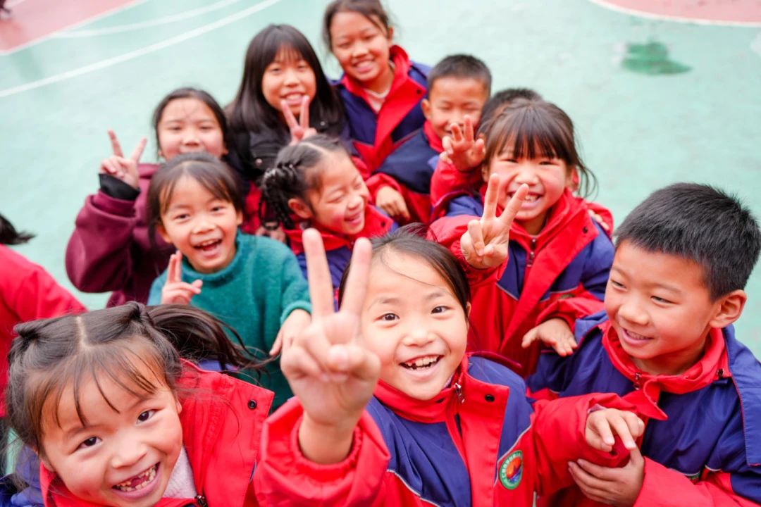 ׯ�к���Ϸ(�й�)�ɷ����޹�˾-����